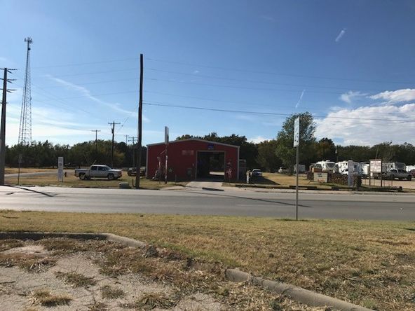 2216 Lamar St, Sweetwater, TX 79556